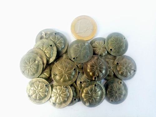 25 Amuletos Antique