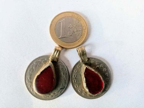 2 Monedas Piedra Roja