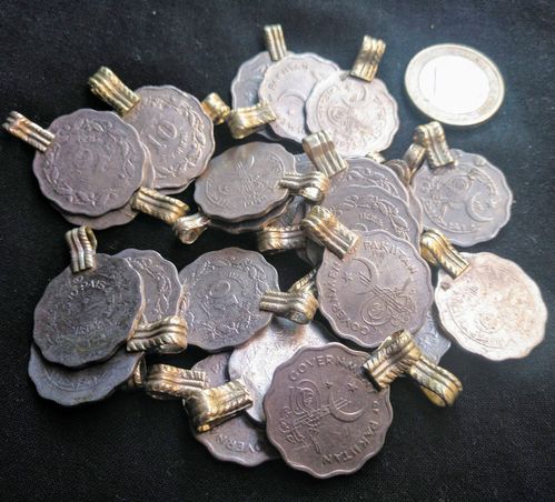 25 Monedas Onduladas